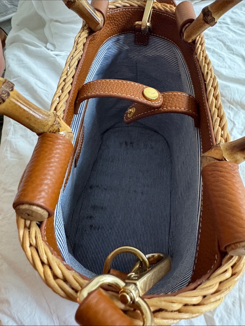 J. McLaughlin Wicker Rattan Handbag with Bamboo Handles - Picture 4 of 6